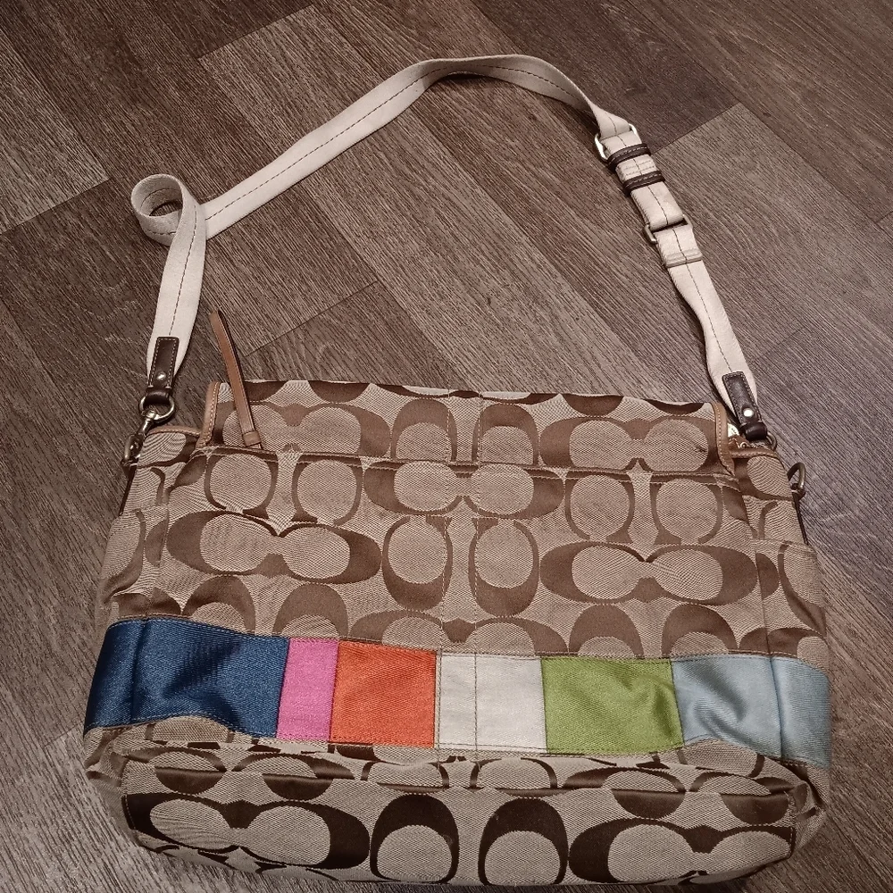 Y2k Coach Signature Legacy Color Block Khaki Gold Leather Large Crossbody